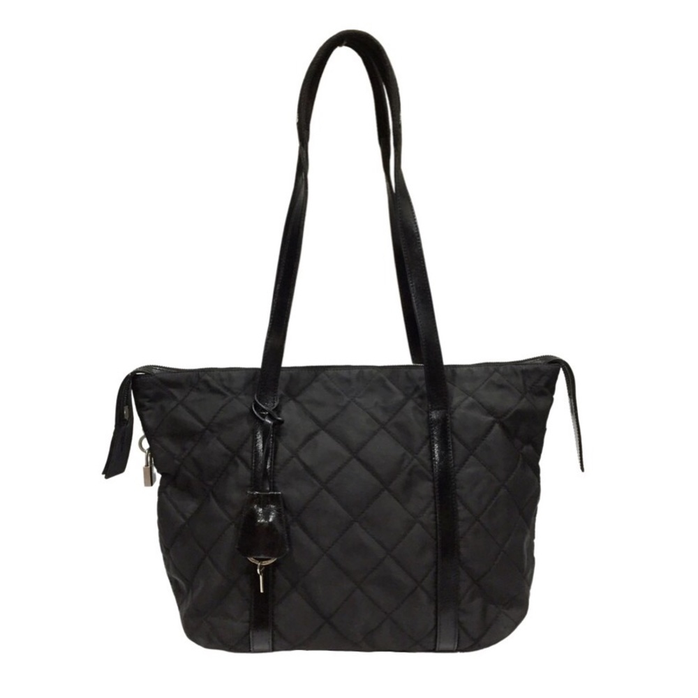 🔥SOLD🔥 Prada black quilted nylon and leather shoulder bag.